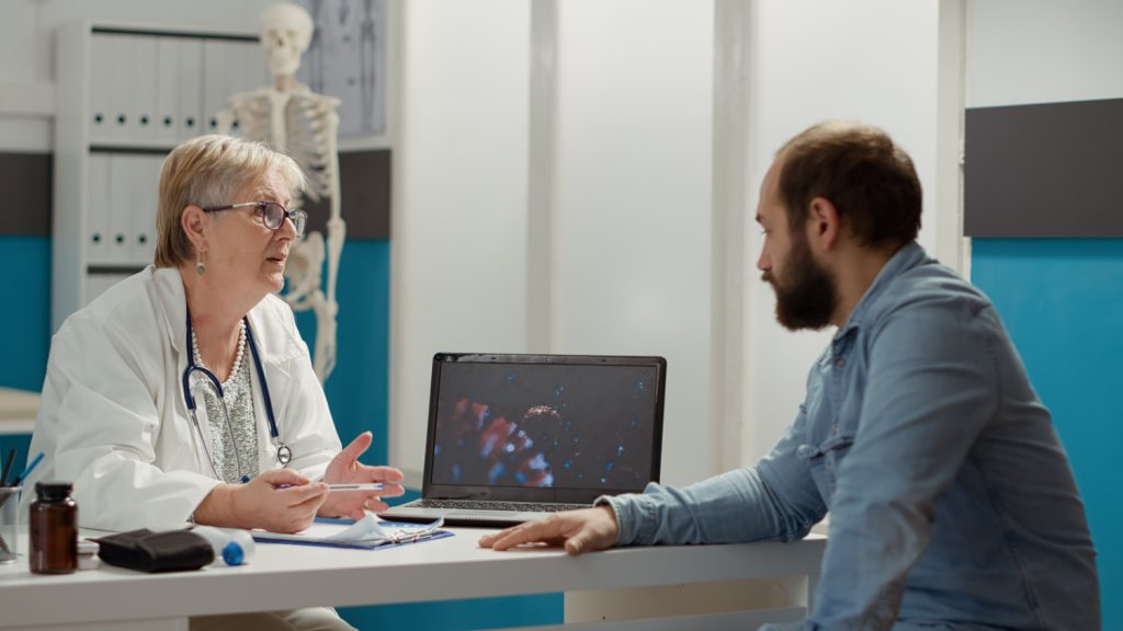 Consultation with a doctor about oncology